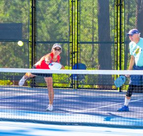 pickleball tournament players