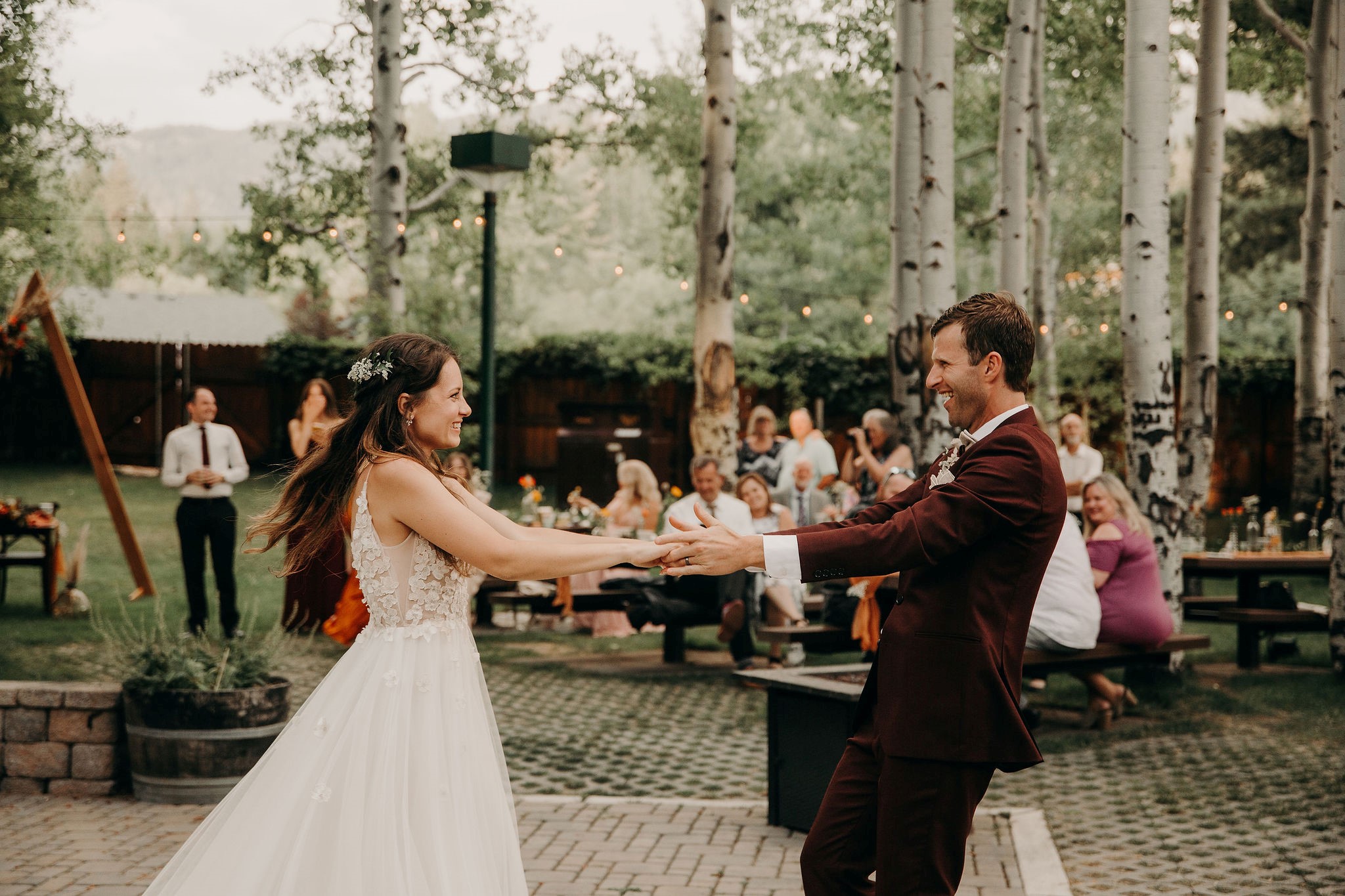 couple dancing at aspen grove
