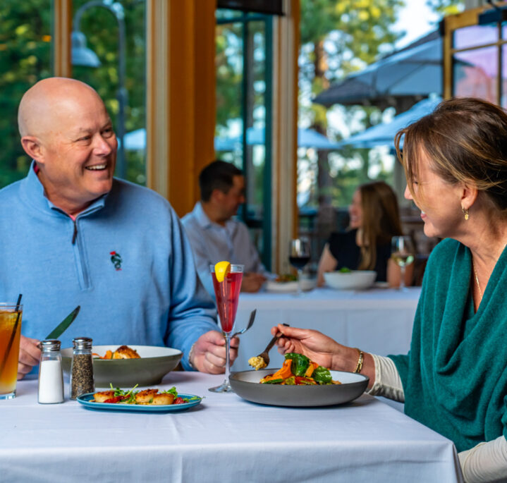 couple dining at The Grille for dinner
