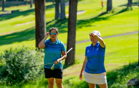 on course clinic coach and female player